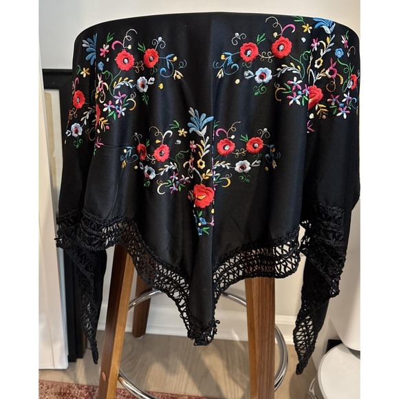 VTG Black Polyester Floral Embroidery Piano Triangle Shawl‎ Boho Hippie Shrug main image 6